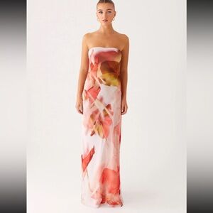 Floral Strapless peppermayo dress